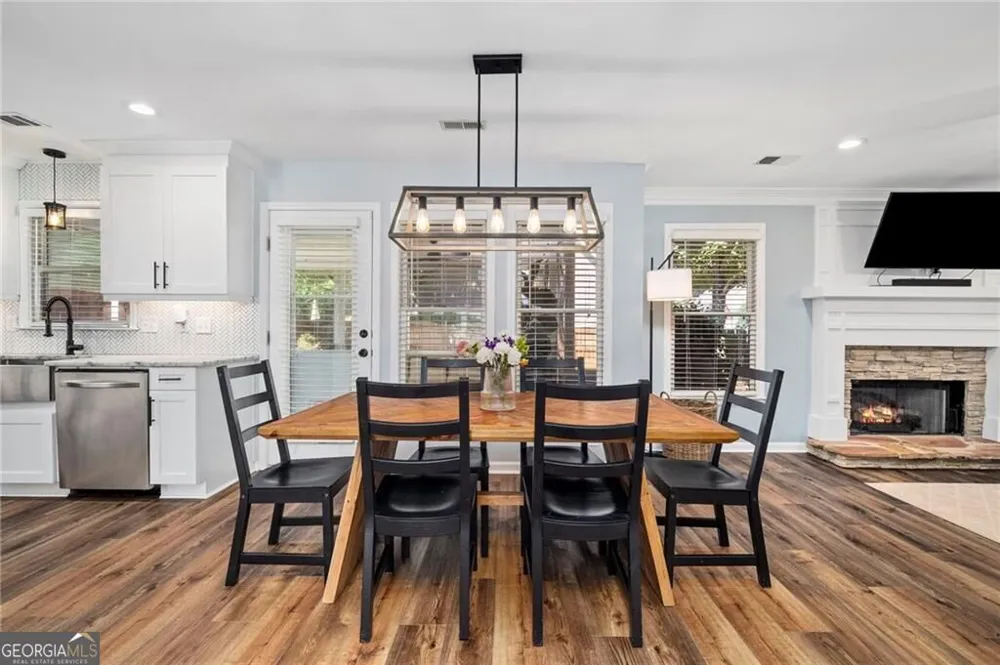 1005 Brentmoor LN NW Kennesaw, GA 30144