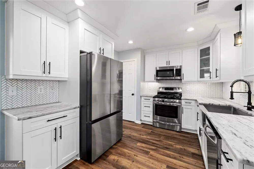1005 Brentmoor LN NW Kennesaw, GA 30144