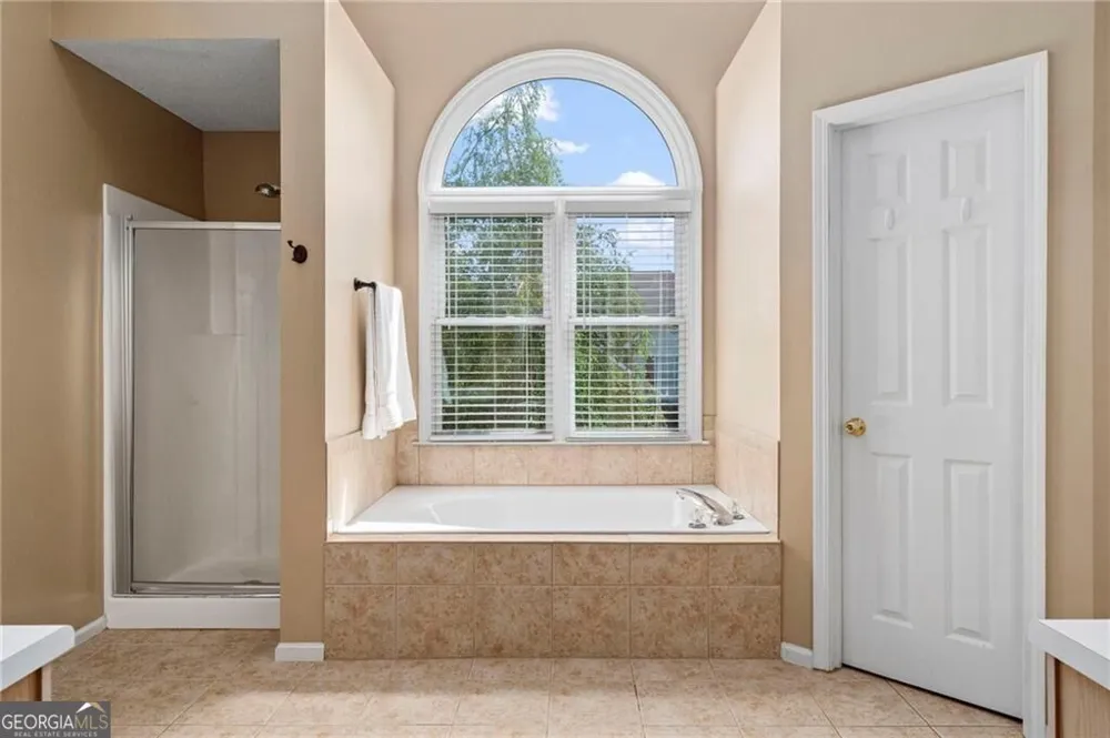 1005 Brentmoor LN NW Kennesaw, GA 30144