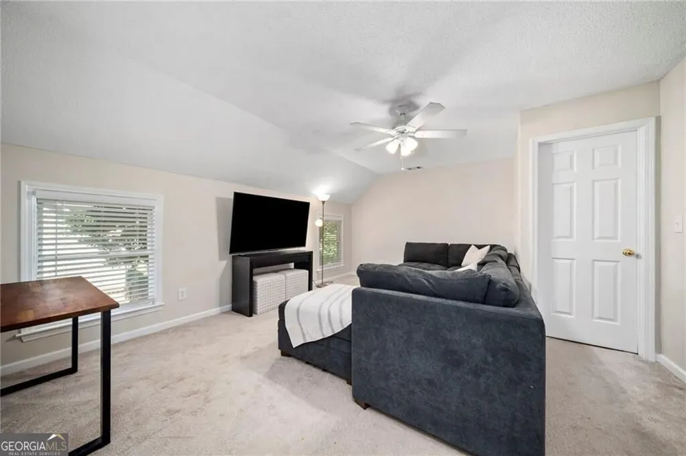 1005 Brentmoor LN NW Kennesaw, GA 30144
