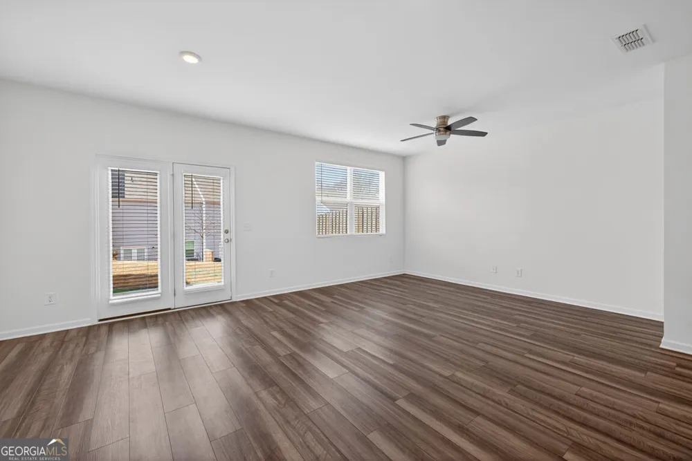41 Rydal WAY Winder, GA 30680