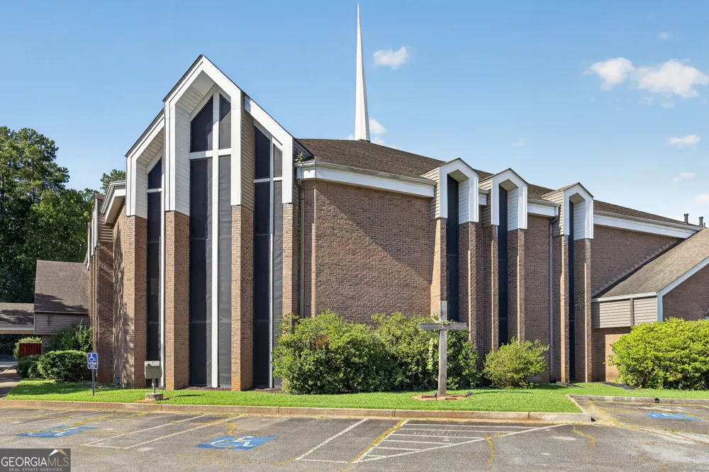 2533 Stanton RD SE Conyers, GA 30094