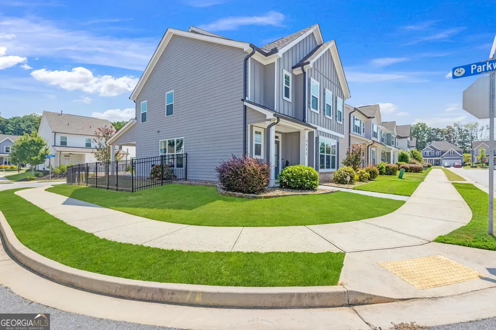 5222 Blake BR Flowery Branch, GA 30542