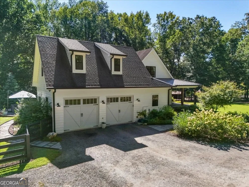 889 Freehome RD Canton, GA 30115