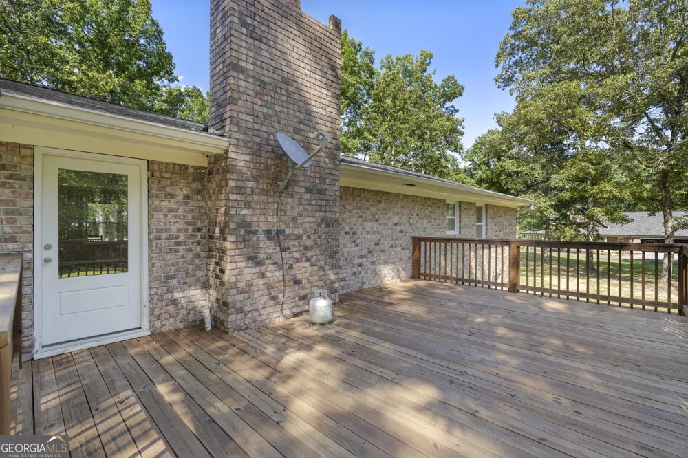 211 Race Horse DR Summerville, GA 30747