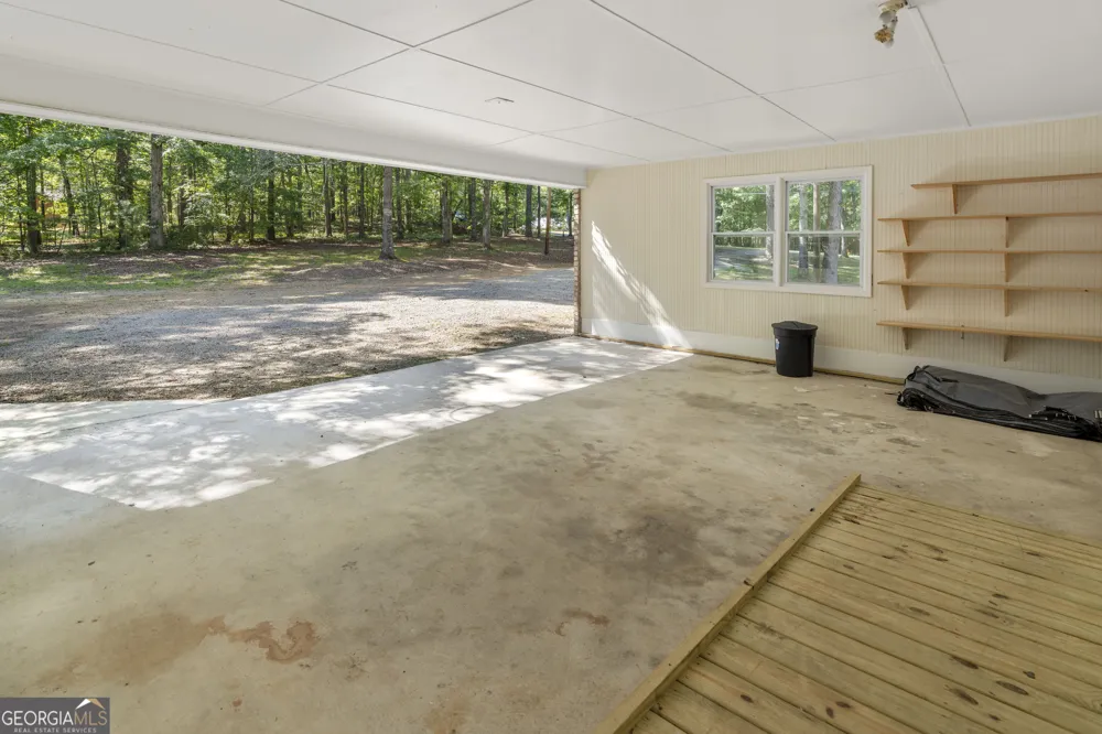 211 Race Horse DR Summerville, GA 30747
