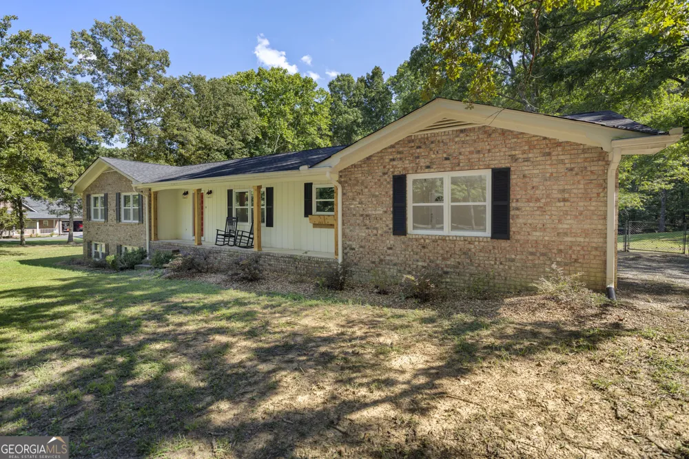 211 Race Horse DR Summerville, GA 30747