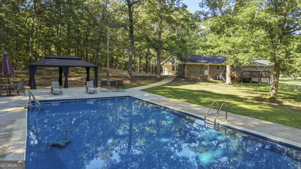 211 Race Horse DR Summerville, GA 30747