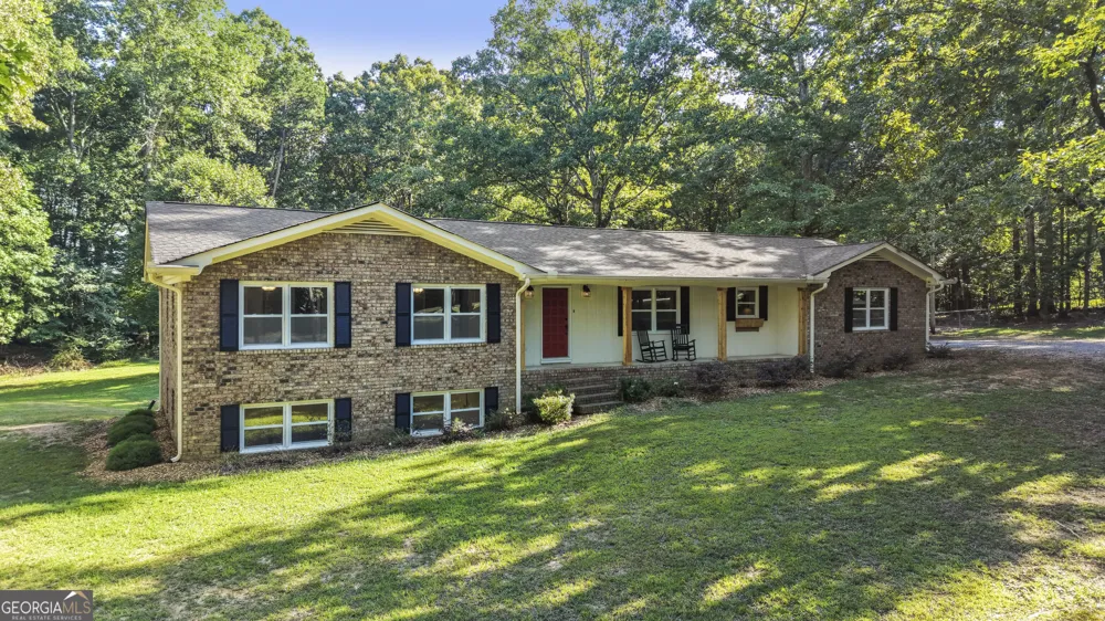 211 Race Horse DR Summerville, GA 30747