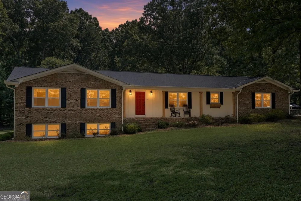 211 Race Horse DR Summerville, GA 30747