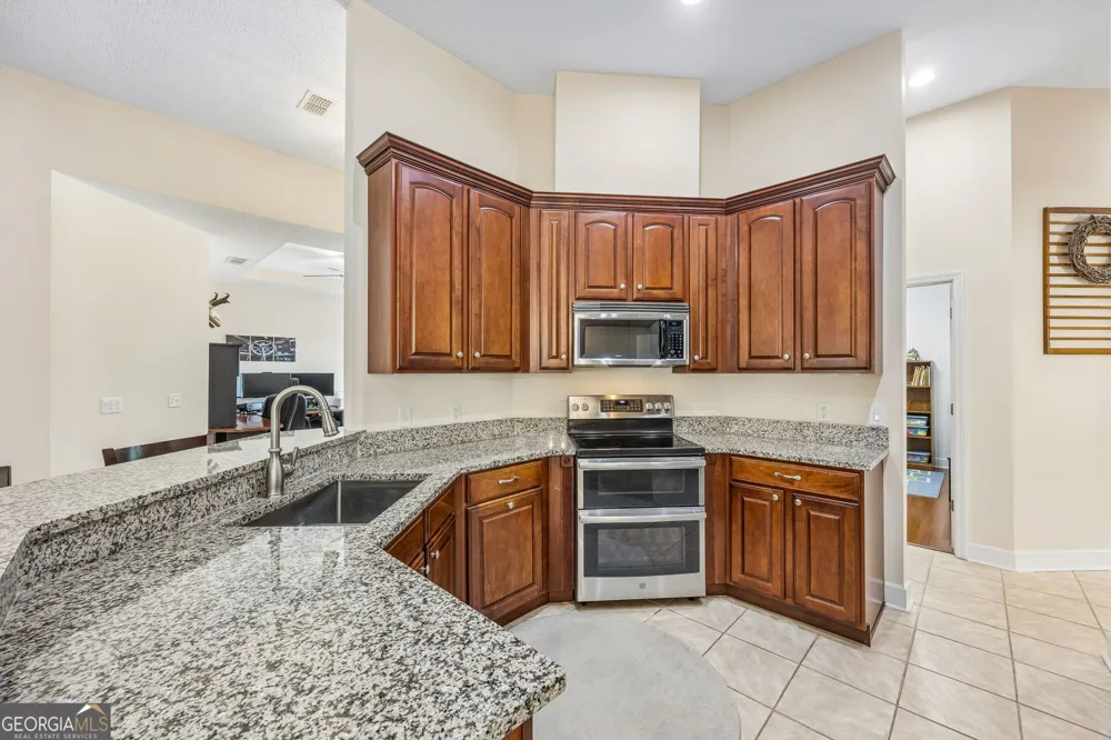 410 Morning Glory RD St. Marys, GA 31558