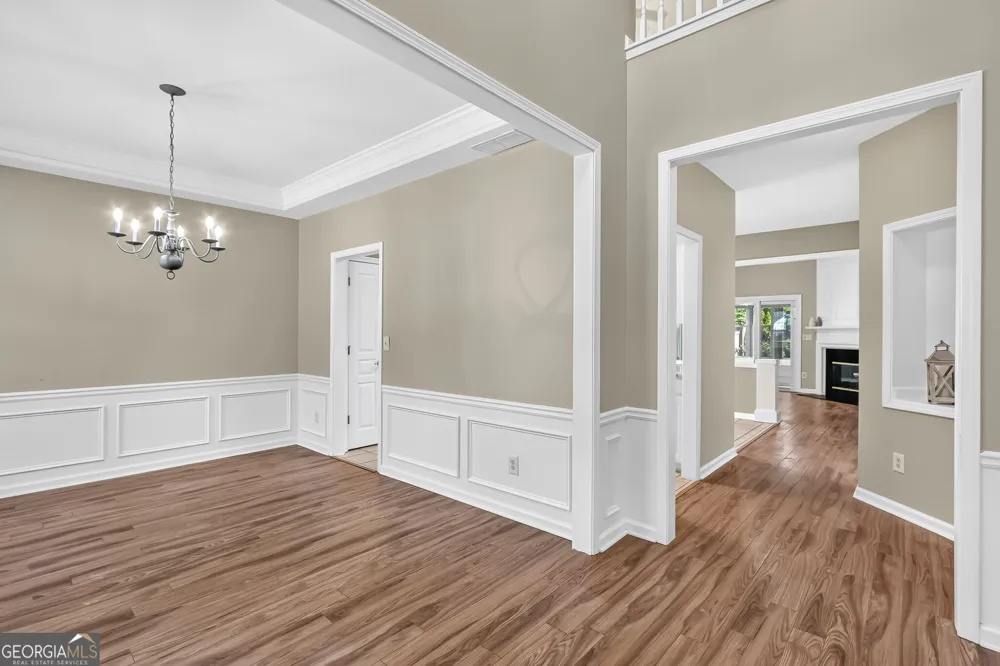 127 Churchcliff DR Woodstock, GA 30188