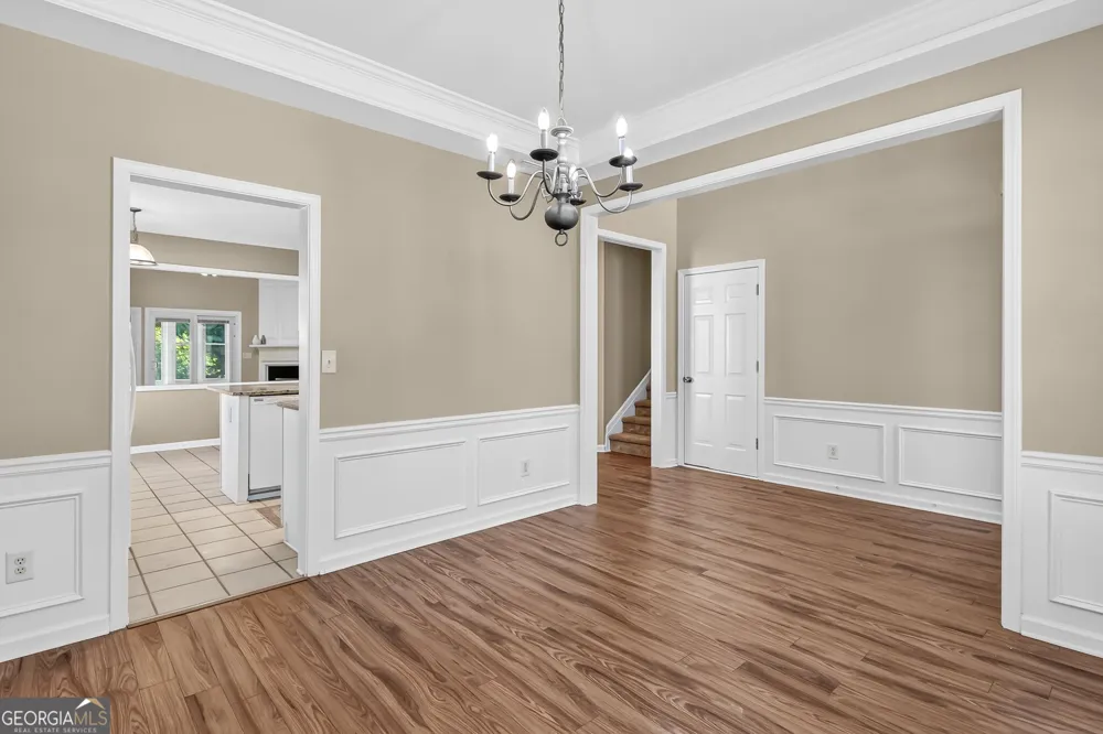 127 Churchcliff DR Woodstock, GA 30188