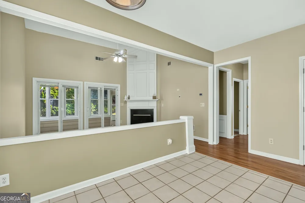 127 Churchcliff DR Woodstock, GA 30188