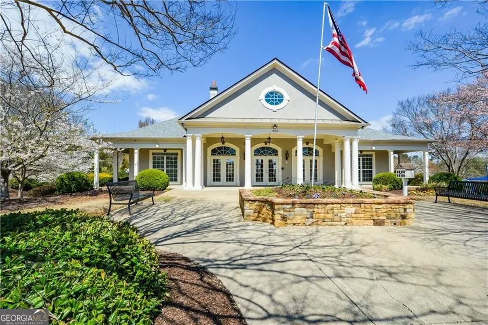 127 Churchcliff DR Woodstock, GA 30188