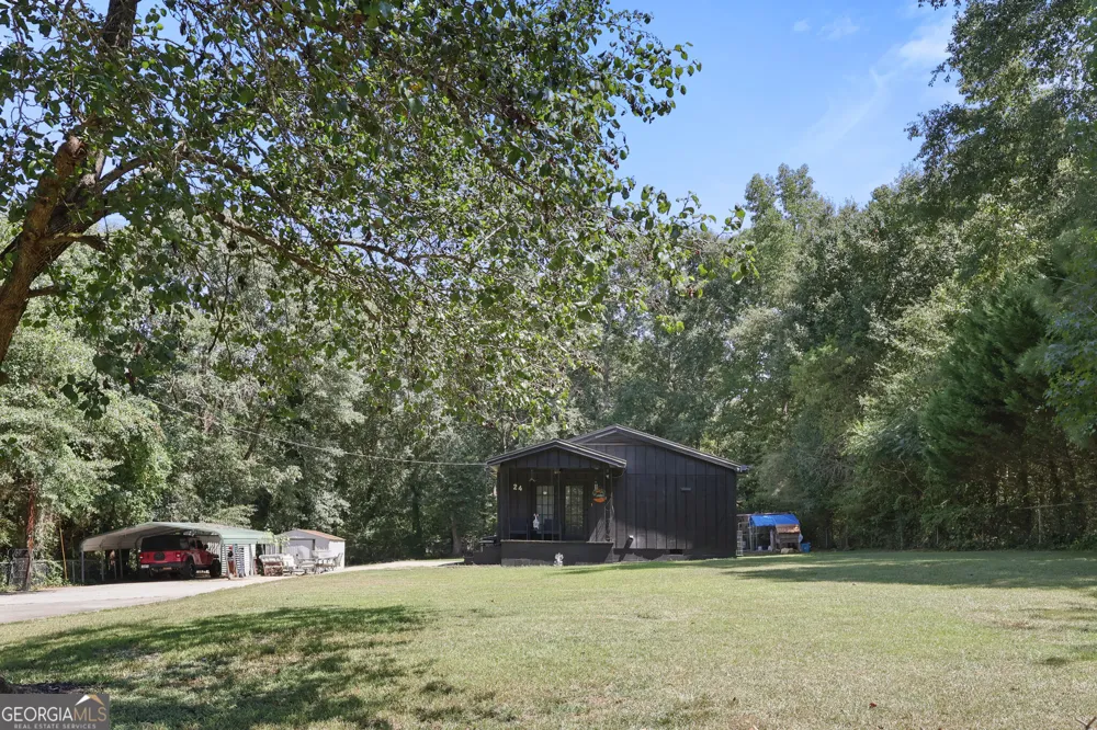 24 Shady LN Jackson, GA 30233