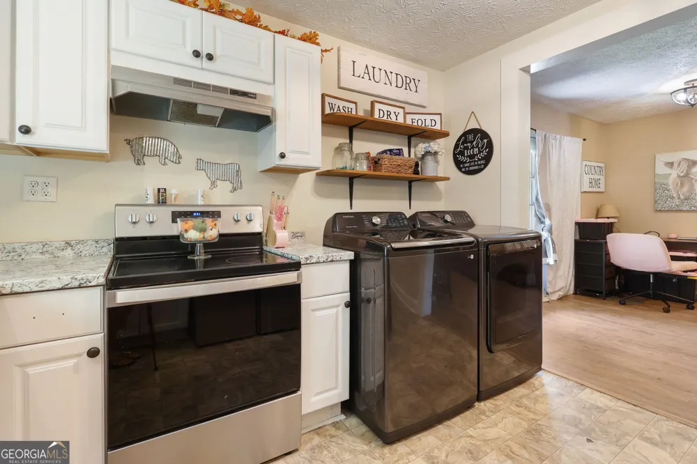 24 Shady LN Jackson, GA 30233