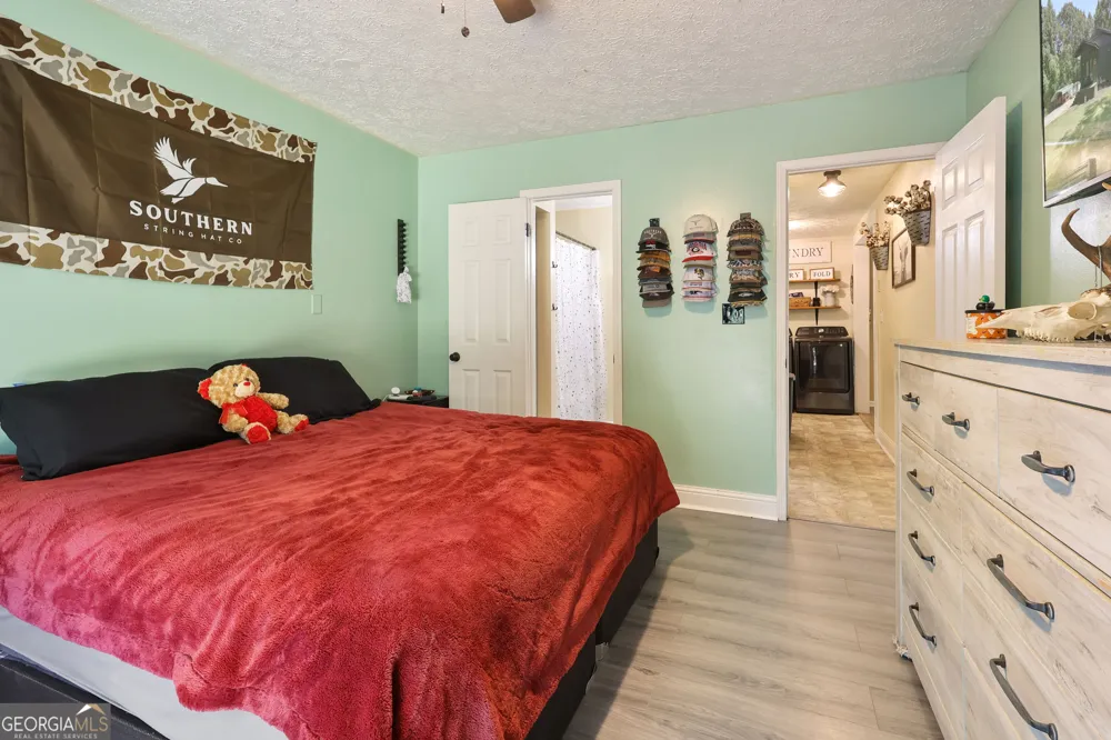 24 Shady LN Jackson, GA 30233
