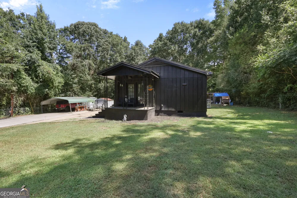 24 Shady LN Jackson, GA 30233