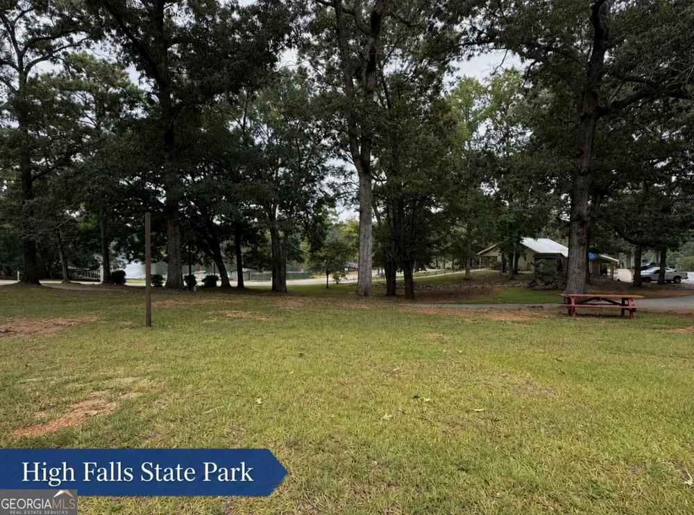 24 Shady LN Jackson, GA 30233