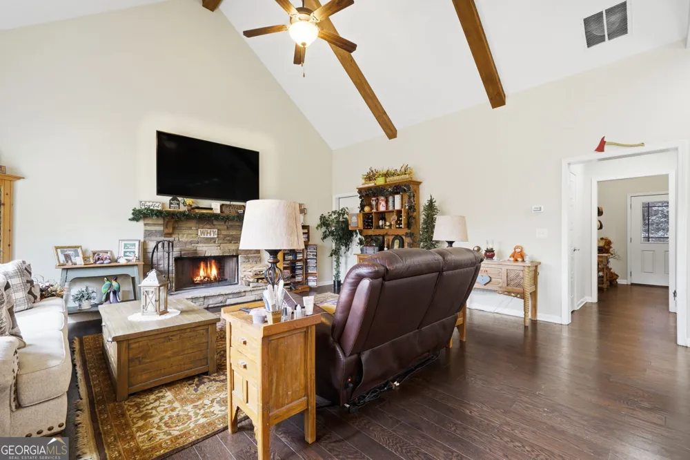 129 White Antelope ST Waleska, GA 30183