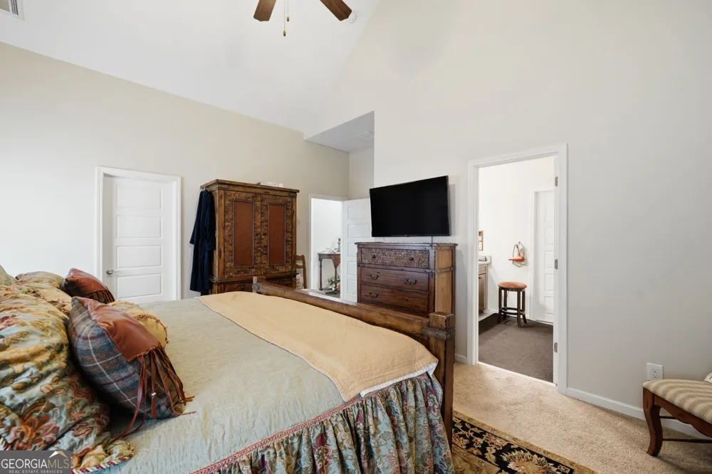 129 White Antelope ST Waleska, GA 30183