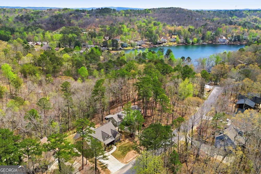 129 White Antelope ST Waleska, GA 30183