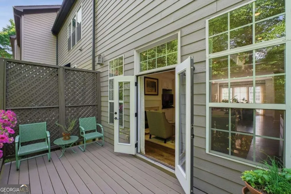 2691 Rivers Edge DR NE Atlanta, GA 30324