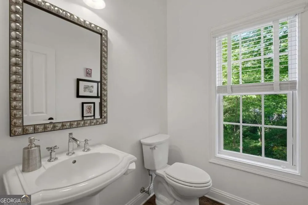 2691 Rivers Edge DR NE Atlanta, GA 30324