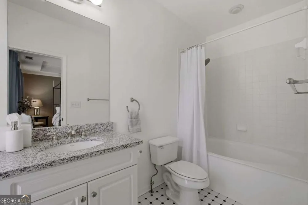 2691 Rivers Edge DR NE Atlanta, GA 30324