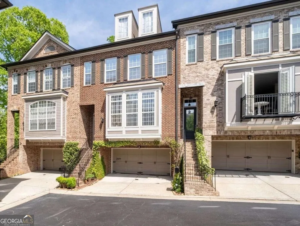 2691 Rivers Edge DR NE Atlanta, GA 30324