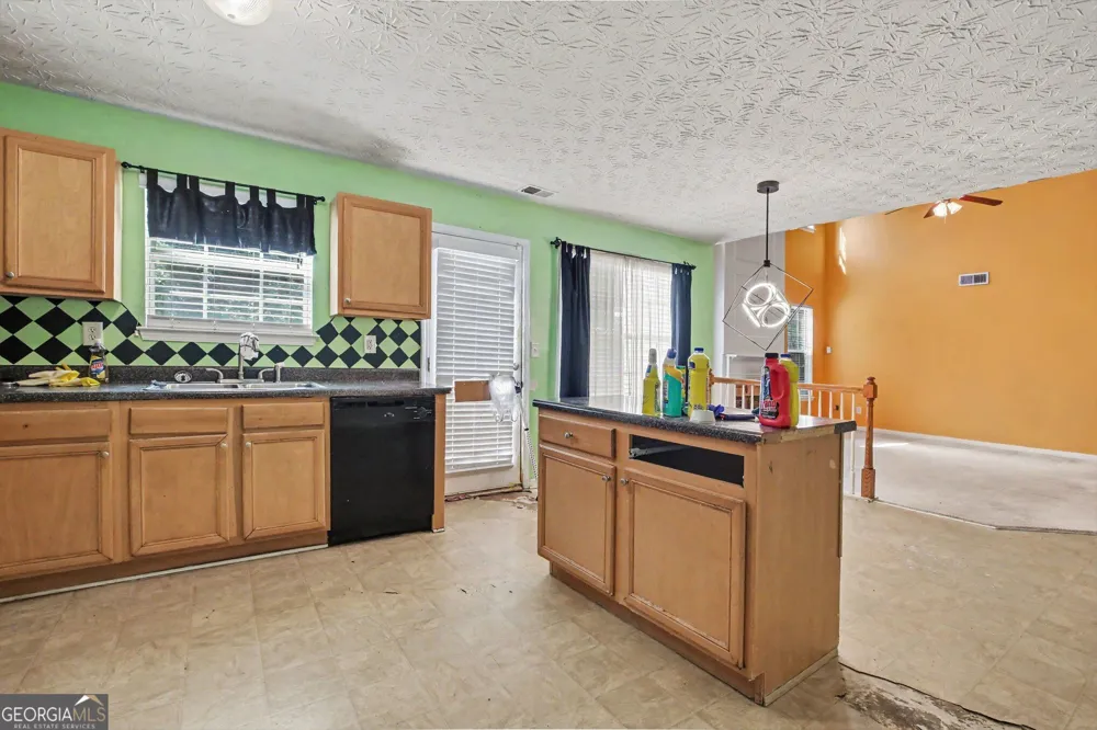 197 Hightower TRL Riverdale, GA 30274