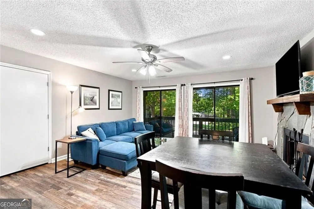 2604 Fairway Oaks Waleska, GA 30183