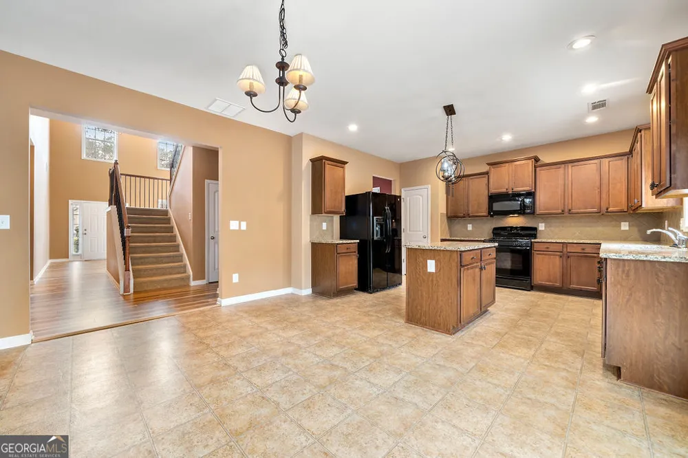 3325 Earhart WAY Buford, GA 30519