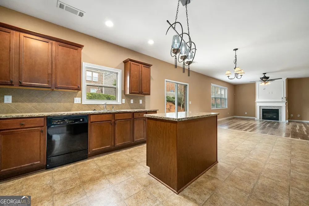 3325 Earhart WAY Buford, GA 30519