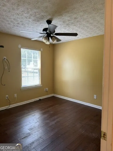 3537 Saddle Creek LN Ellenwood, GA 30294
