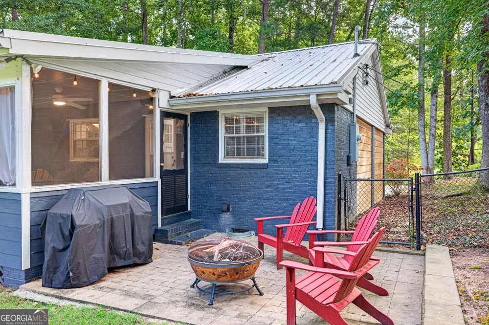 327 Dickson DR Jefferson, GA 30549