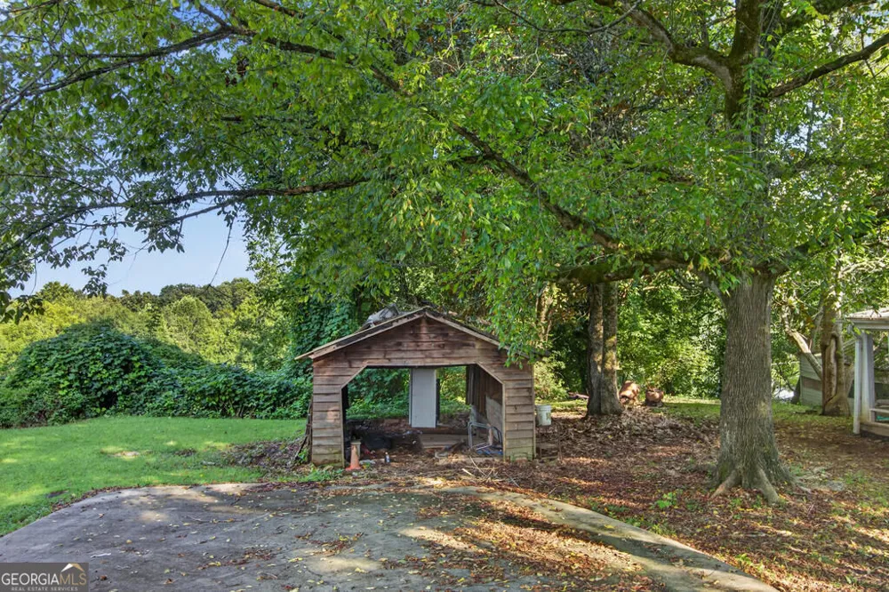367 E Second ST Blue Ridge, GA 30513