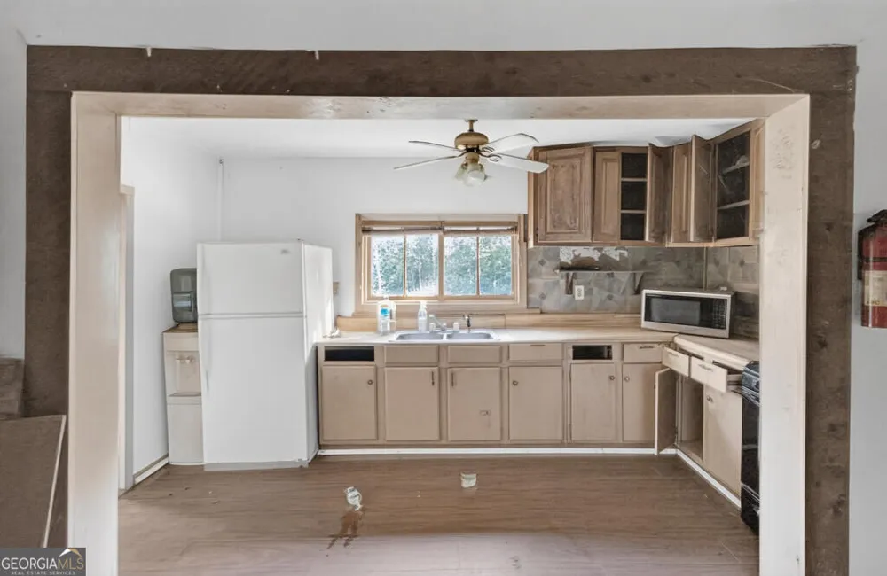 367 E Second ST Blue Ridge, GA 30513