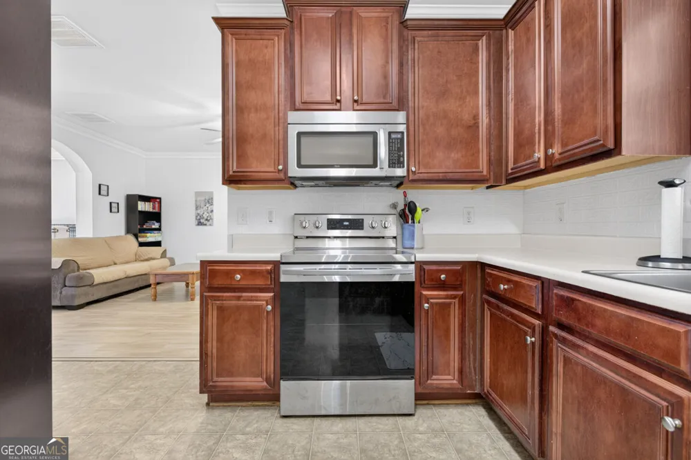 35 Amherst DR Winder, GA 30680