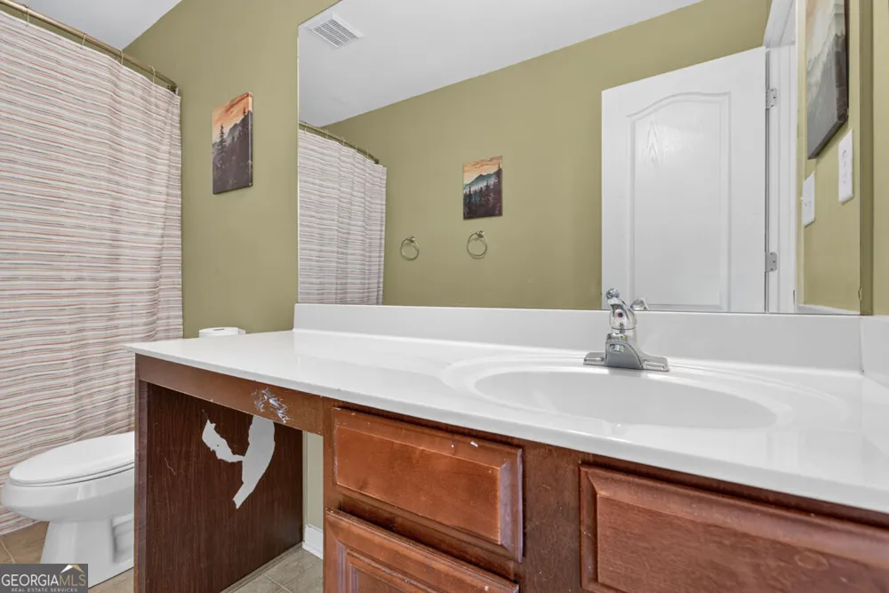 35 Amherst DR Winder, GA 30680