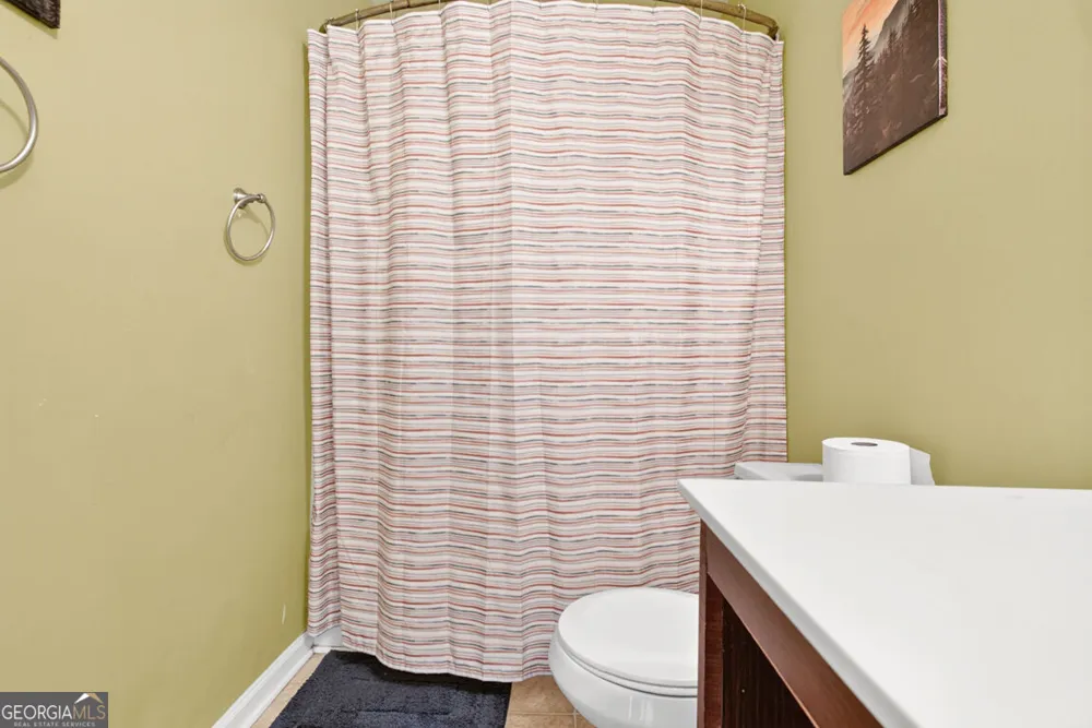 35 Amherst DR Winder, GA 30680
