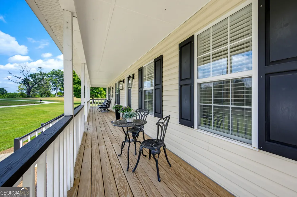 15 Davis RD Jefferson, GA 30549