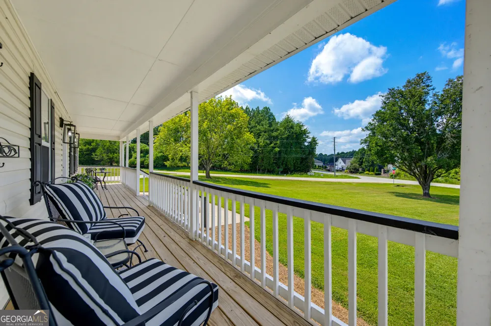 15 Davis RD Jefferson, GA 30549