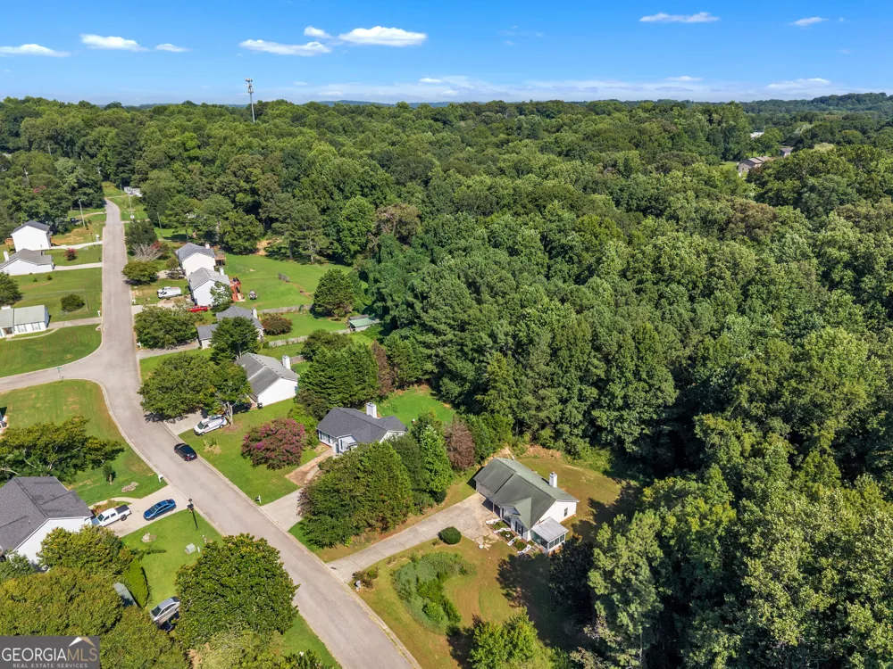 3877 Deaton RD Flowery Branch, GA 30542