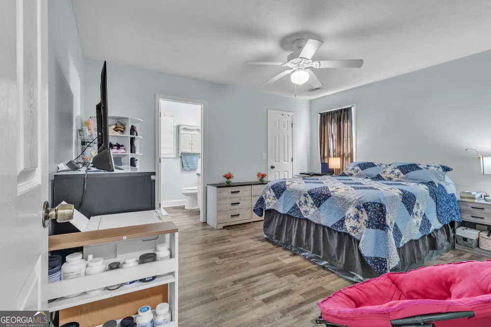 3877 Deaton RD Flowery Branch, GA 30542