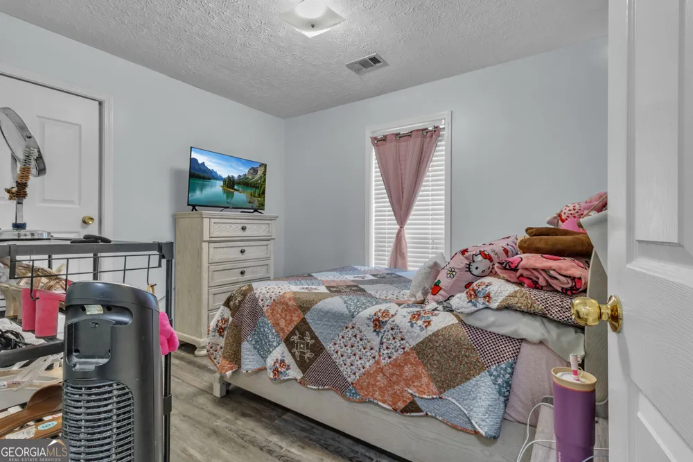 3877 Deaton RD Flowery Branch, GA 30542