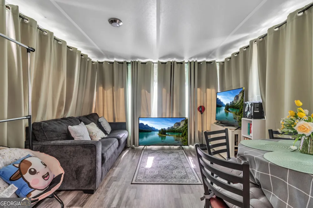 3877 Deaton RD Flowery Branch, GA 30542