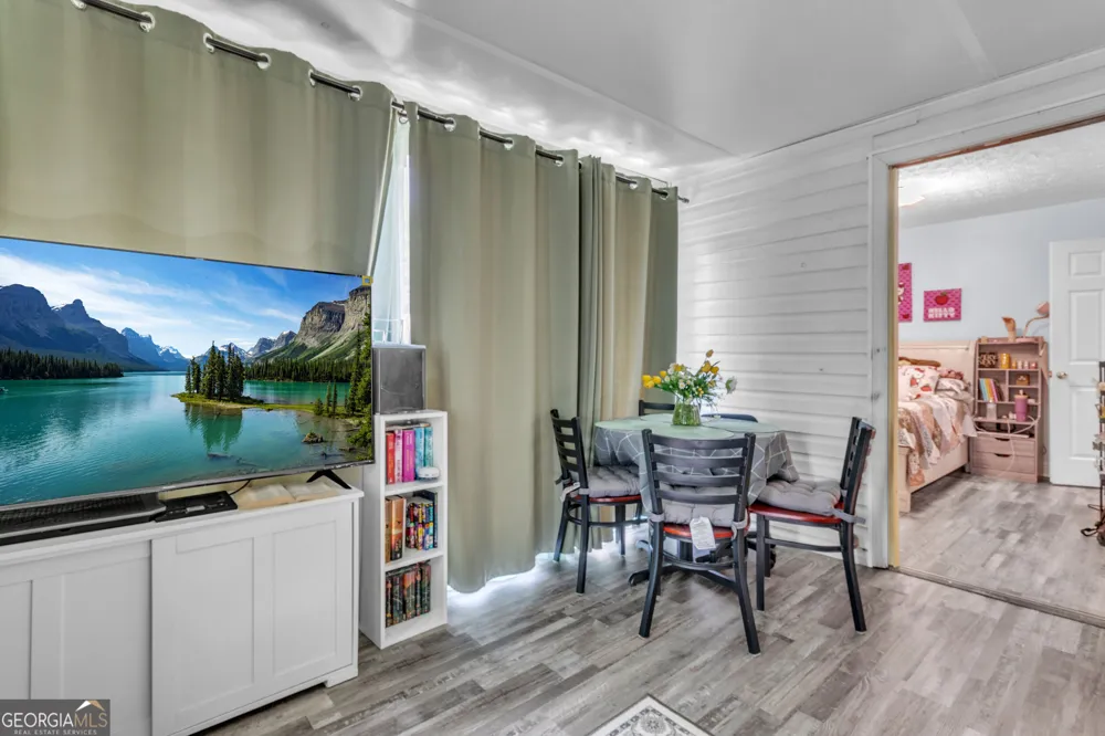 3877 Deaton RD Flowery Branch, GA 30542
