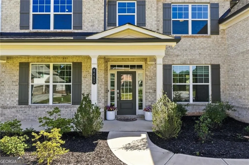 6410 Hawkins Manor DR Cumming, GA 30040
